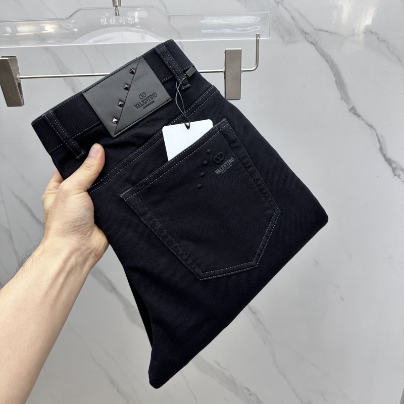Va1e*ntin0 jeans